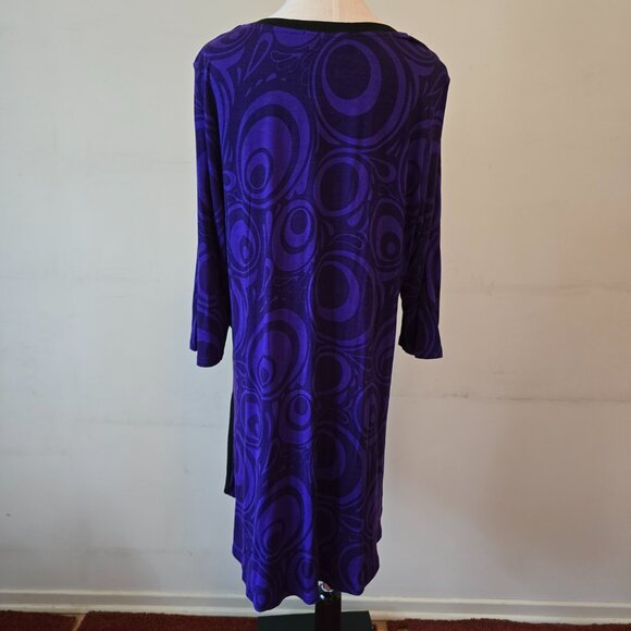 Babs Vancouver - Boutique Tunic in Purple Circles & Swirls, Inset Black - Picture 5 of 9